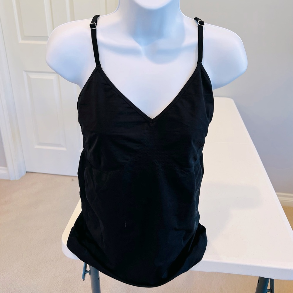 Nike zoned sculpting compression training crisscross athletic tank